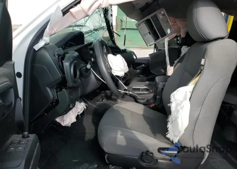 2022 Toyota Tacoma Access Cab z USA, uszkodzony, nr VIN 3TYRZ5CN1NT014189